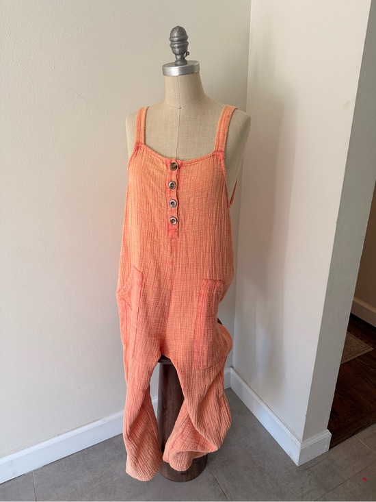 blue b Pants - Women's Peach Button-Front Gauze Jumpsuit